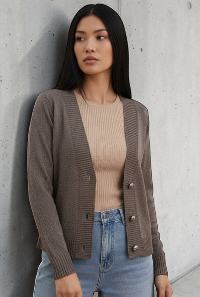 Collab Boutique brown metallic knit V-neck cardigan with ribbed edges and silver buttons, made of polyester and polyamide.