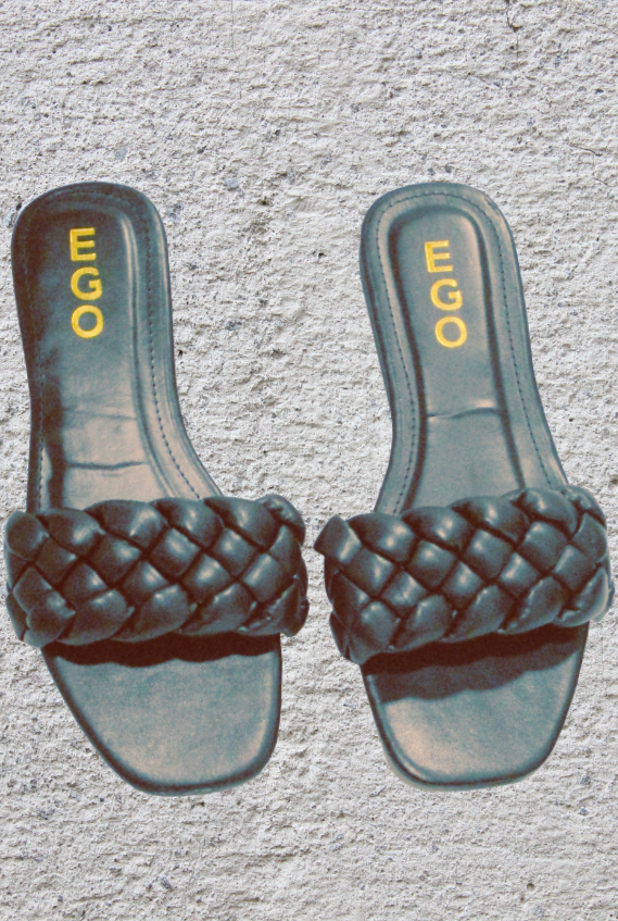 black woven strap slides